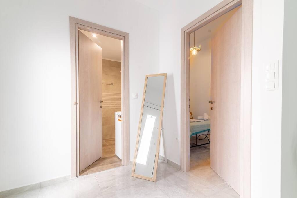 Modern & Stylish Flat For Friends & Couples Appartement Iraklion