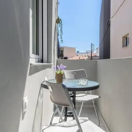 Modern & Stylish Flat For Friends & Couples Apartment Heraklion  Exterior photo