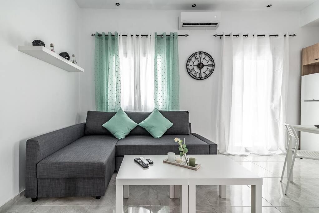 Modern & Stylish Flat For Friends & Couples Apartment Heraklion (Crete)