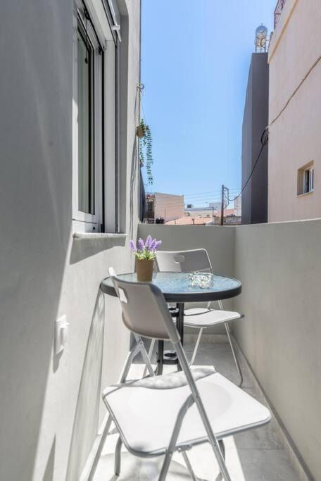 Apartment Modern & Stylish Flat For Friends & Couples Heraklion (Crete)